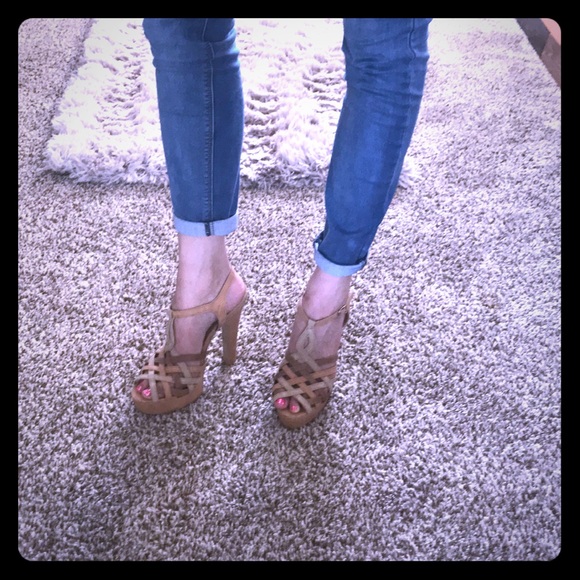 Madden Girl Shoes Madden Girl Mayville Siz Sandal Platform Heels